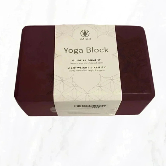 Brand New Gaiam purple supportive latex free meditation yoga block - Picture 1 of 1